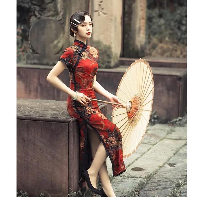 他亲我的时候,他亲我一下是什么意思啊