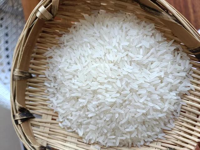 批发粮油去哪里进货，50斤一袋大米批发价格