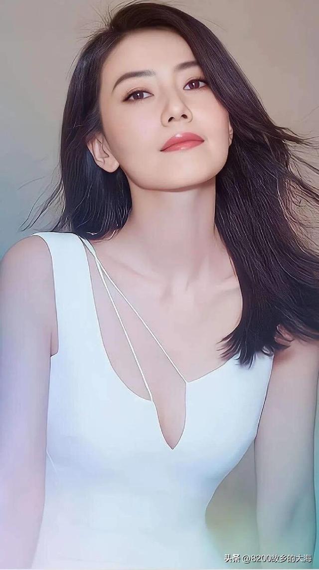 抖音上多想再看你一眼是啥歌,滚烫的心，抖音多想再看你一眼什么歌