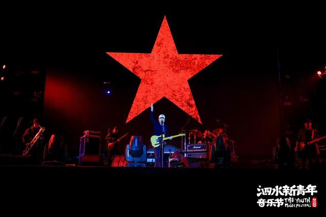 我要从南走到北还要从北走到黑是什么歌，我要从南走到北是什么歌曲