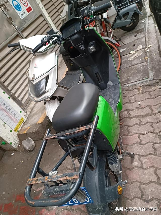 一天送20单外卖累不累,送外卖赚钱吗为什么，一天送20单外卖能挣多少钱