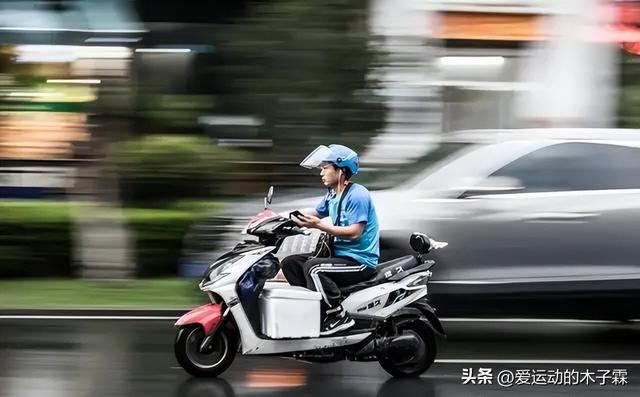 一天送20单外卖累不累,送外卖赚钱吗为什么，一天送20单外卖能挣多少钱