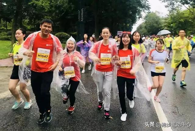 下雨天跑步好吗空气好吗，下雨天跑步好吗空气好吗女生