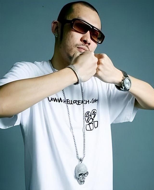 台湾著名男歌手,80一90年代老歌手名单